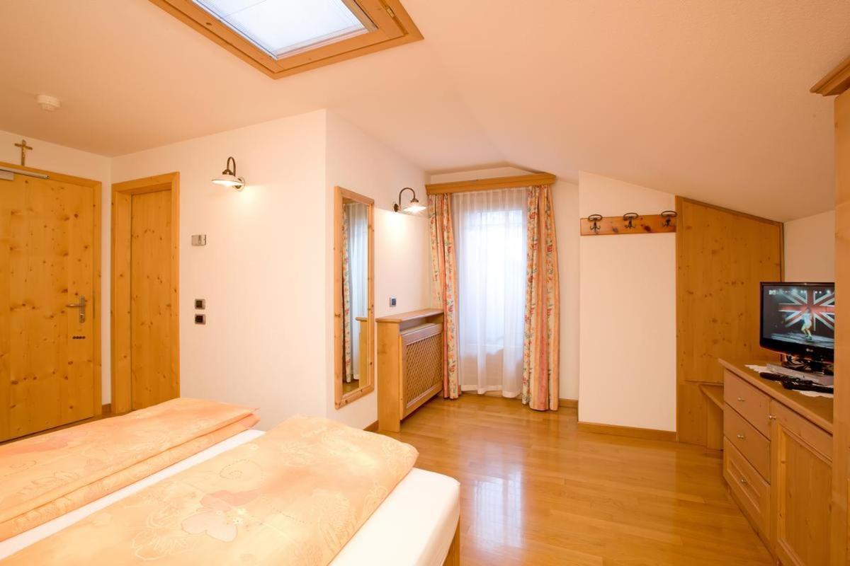 Hotel Garni Al Plan 리비뇨 외부 사진